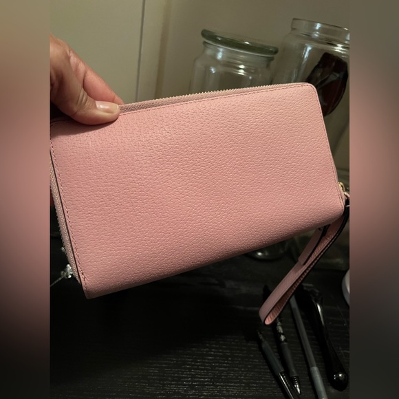 ♠️SOLD♠️Double zipper Kate Spade ♠️ wallet - Picture 5 of 6